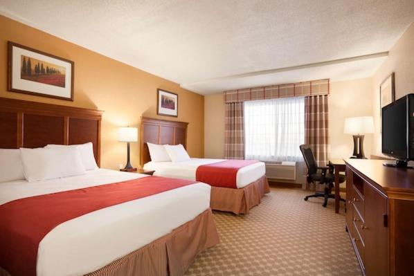 Portage Inn & Suites Kalamazoo Exterior foto